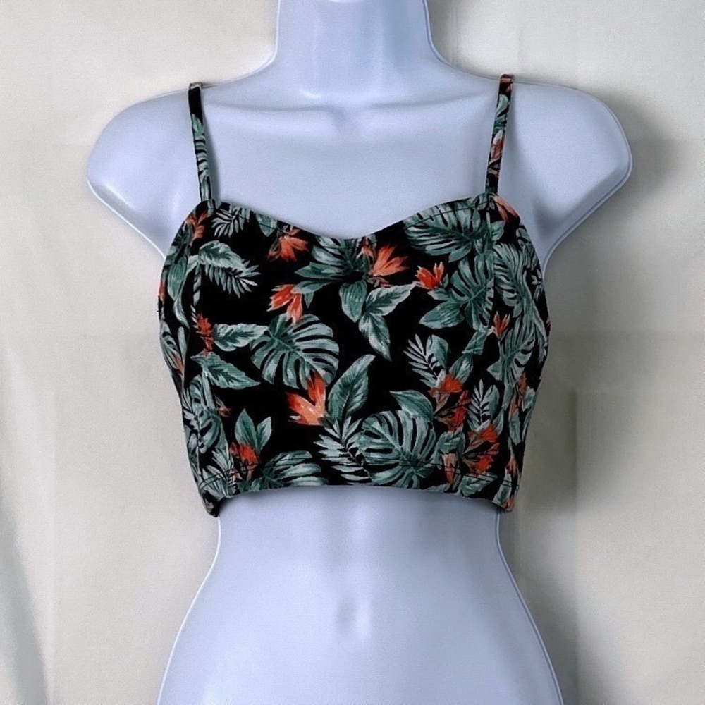 Forever 21 Womens 90's Crop Top Black Tropical Size M Resort Summer Vacation